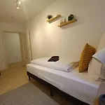 Altdorf Zentral 2, Stadtnaehe Nbg, 3 Bedroom 9 Pers Apartmán