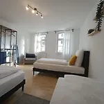 Altdorf Zentral 2, Stadtnaehe Nbg, 3 Bedroom 9 Pers Altdorf bei Nuernberg